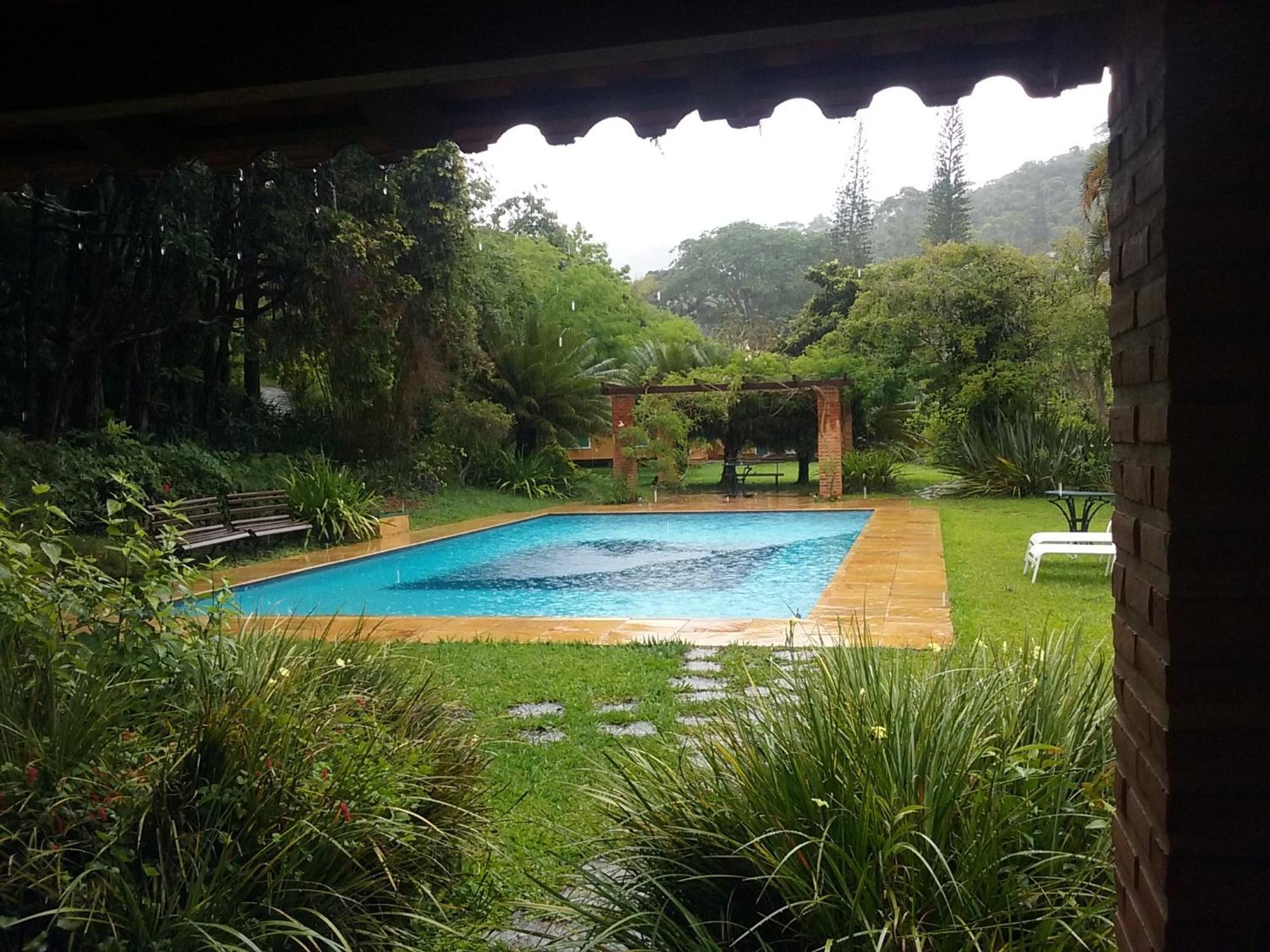 Hotel Estrada Do Carangola 2148 Amoedo Petrópolis Exterior foto
